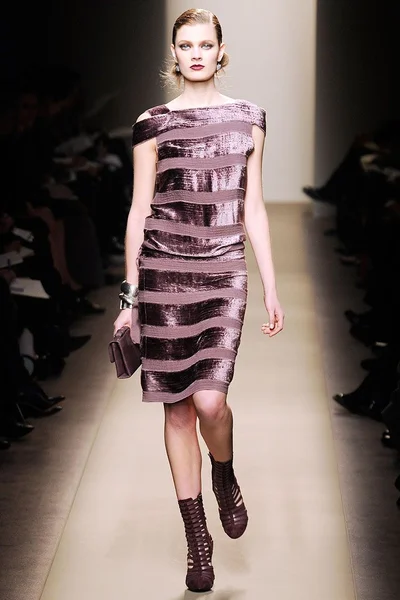 Look 17